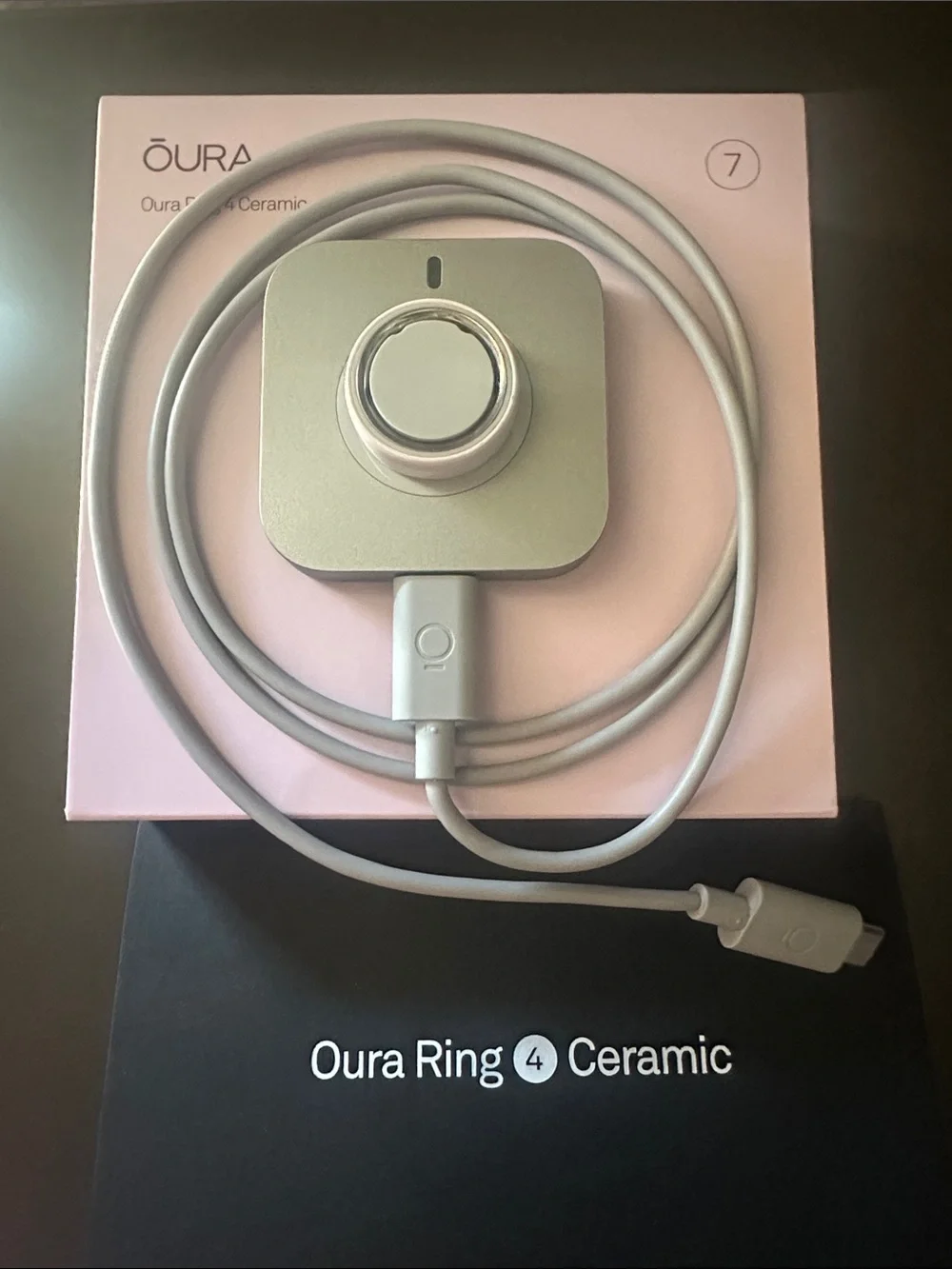 Oura Ring 4 - Ceramic